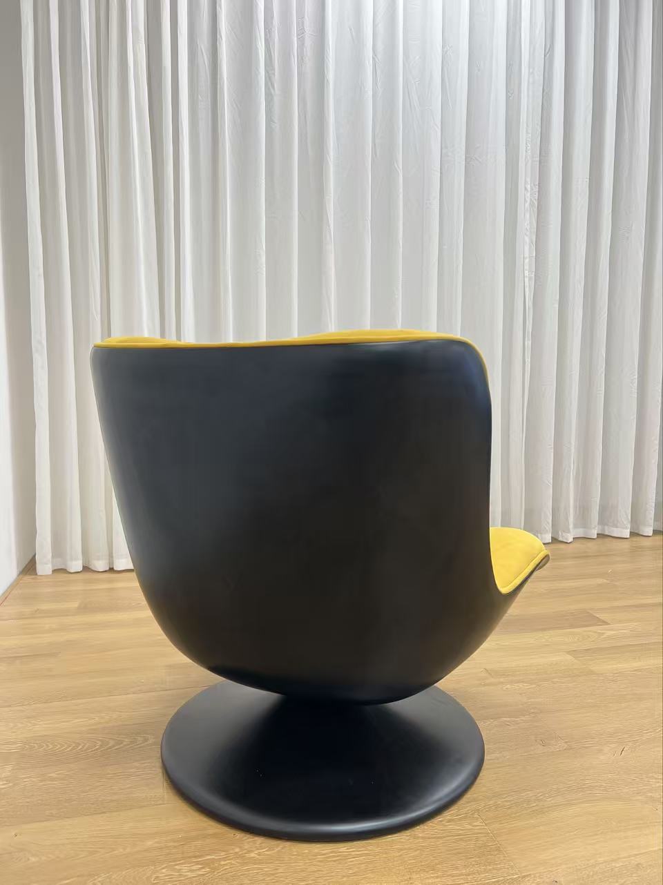 duckbill_swivel_chair_6-min